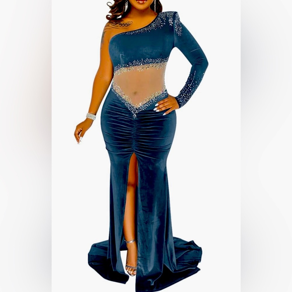 💕Women Elegant One-Shoulder Dress💕